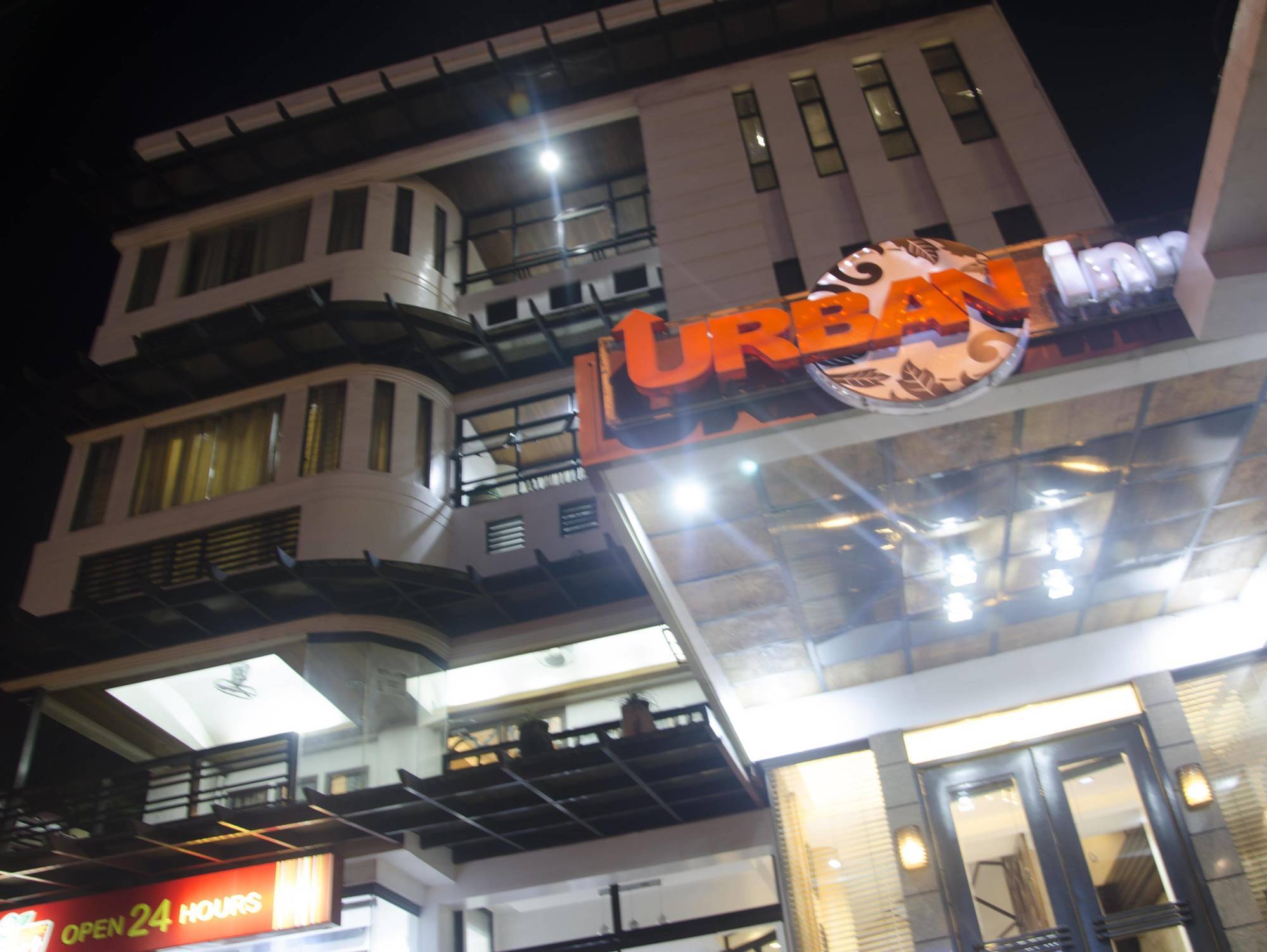 Urban Inn Iloilo Powered By Cocotel Exterior foto